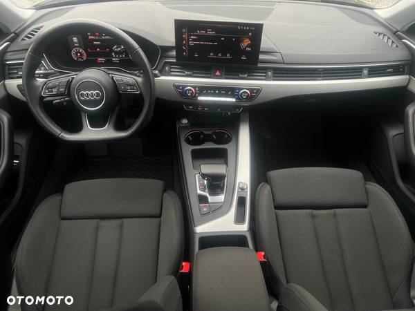 Audi A4 40 TFSI mHEV S Line S tronic - 11