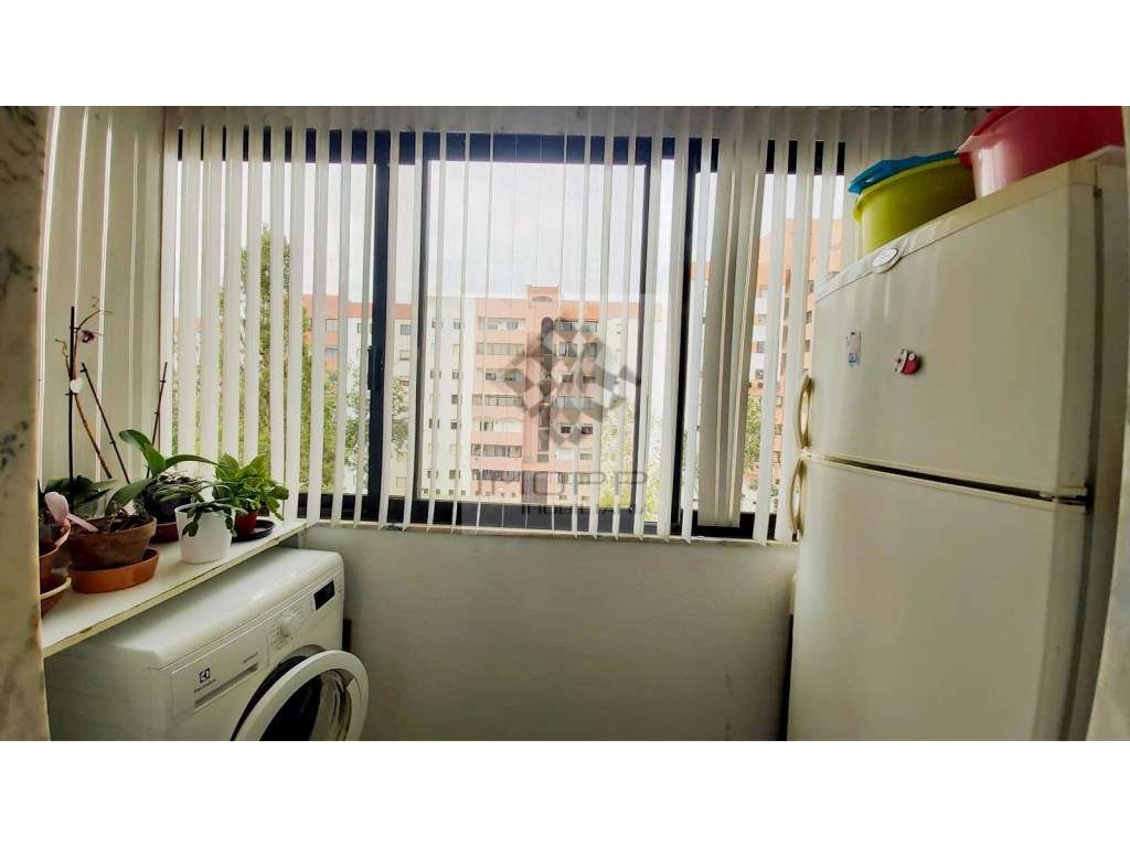 Fantástico Apartamento T2 em Matarraque - São Domingos de Rana-6