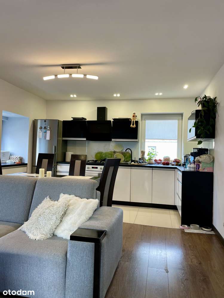 Bezczynszowe mieszkanie z ogródkiem ul Polskich Marynarzy-4