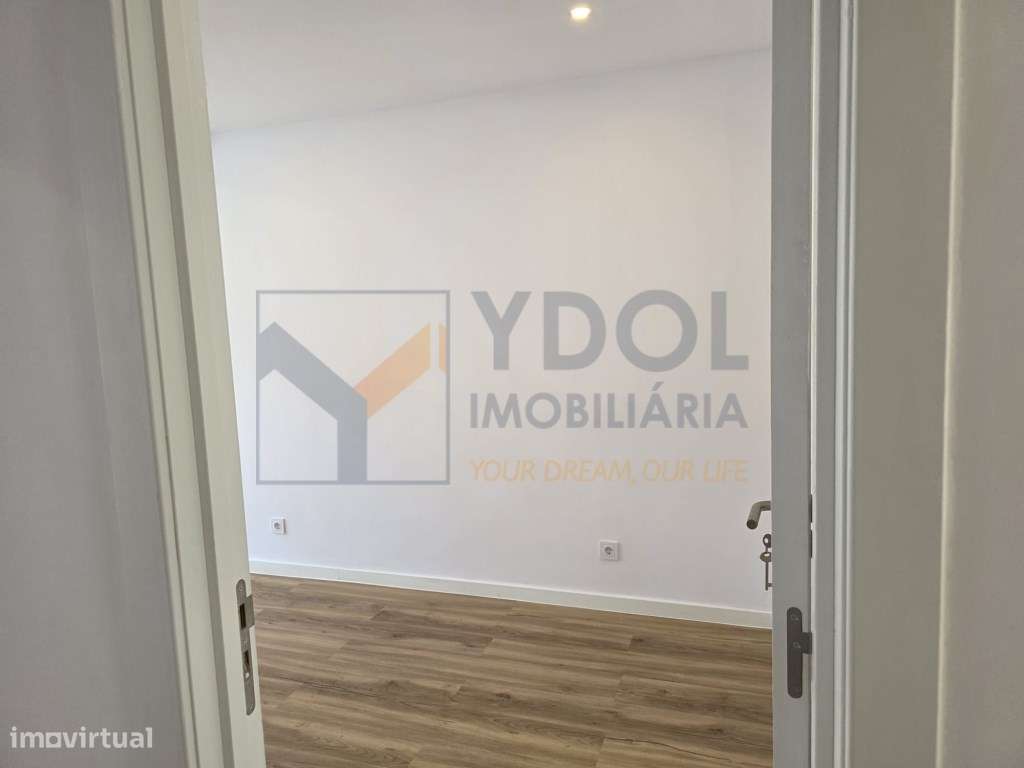 T2 Queluz - Totalmente Remodelado-6