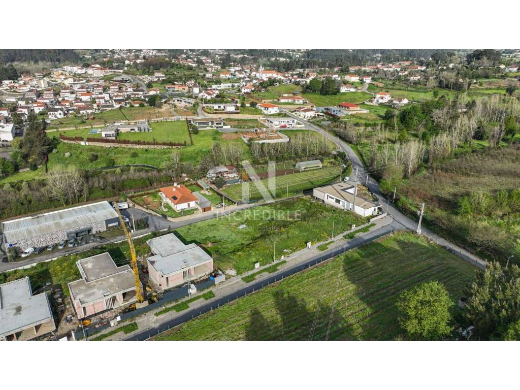 Terreno c/Projeto Aprovado para Moradia em Moure, Vila Verde-11