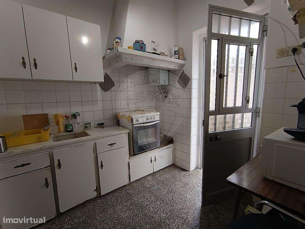 Moradia T2 para venda - Grande imagem: 2/3