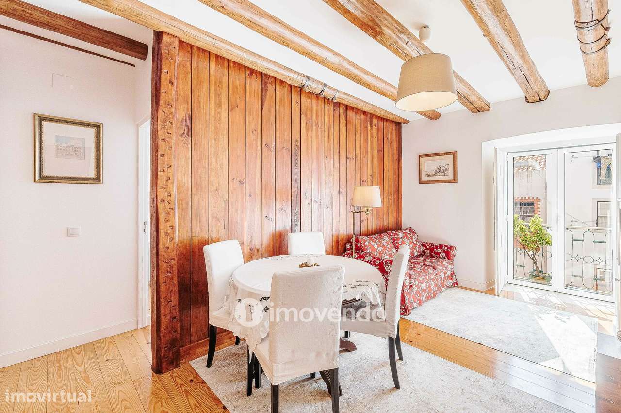 Apartamento T2 remodelado, no coração de Lisboa, em Alfama - Grande imagem: 1/40