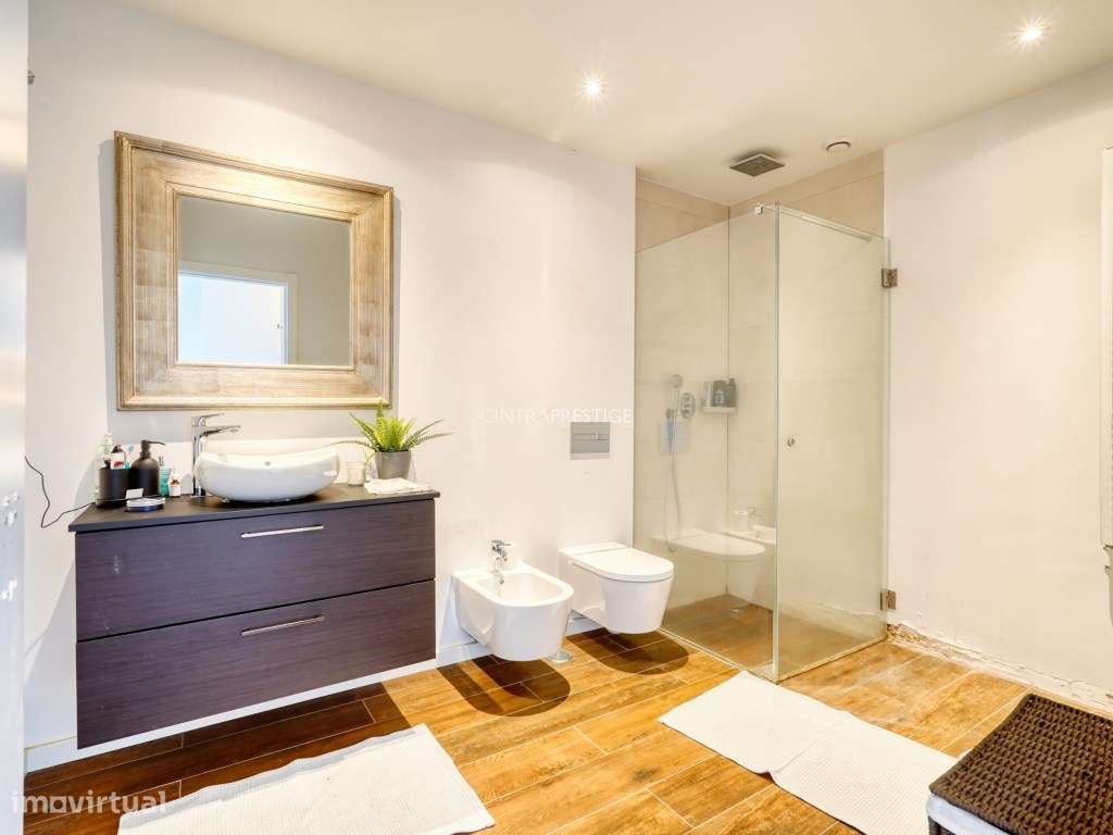 Moradia T5 Remodelada com Painéis Fotovoltaicos - Monte Santos, Sintra-30