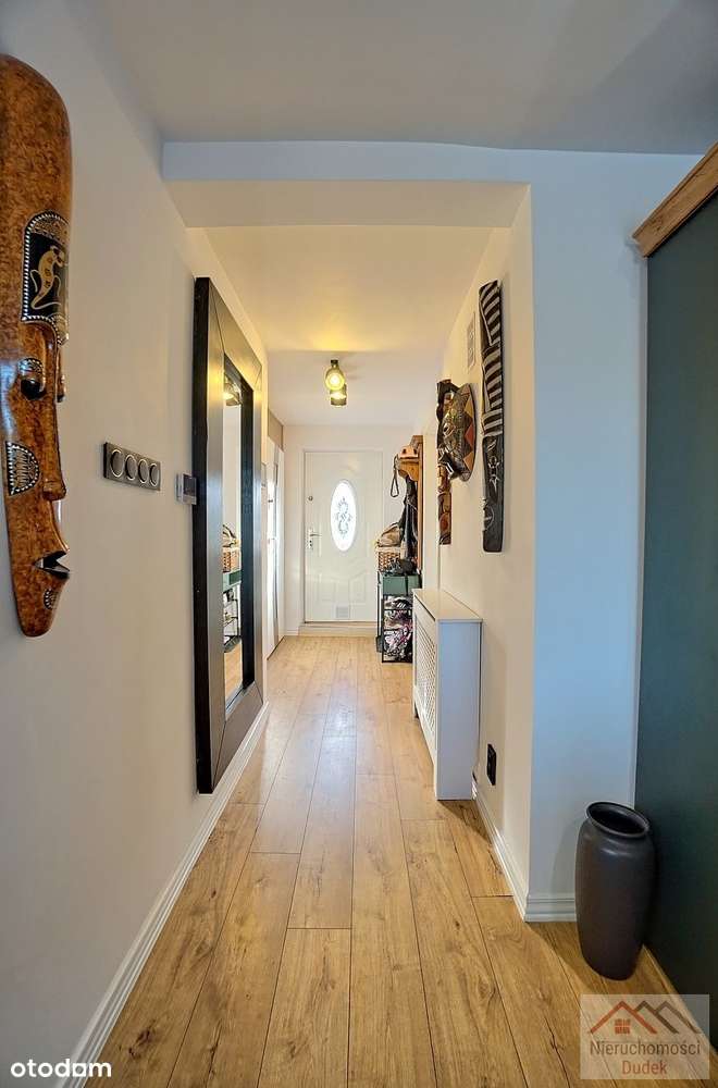 Pół domu po kapitalnym remoncie, wyposażone-12