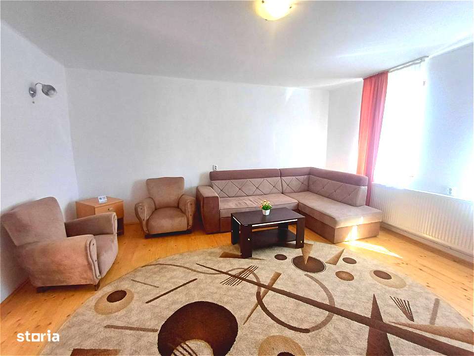 Casa cu 4 camere  si 625 mp teren in Avrig-1