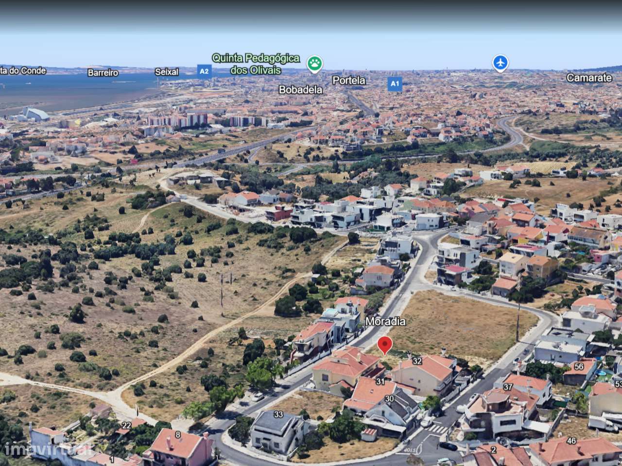 Moradia T4 com Piscina - Santa Iria de Azoia (Bairro da Salvação)-41