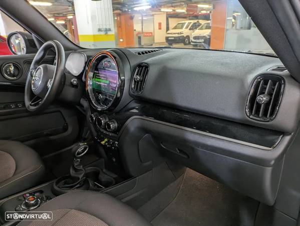 MINI Countryman Cooper SE ALL4 Auto - 6