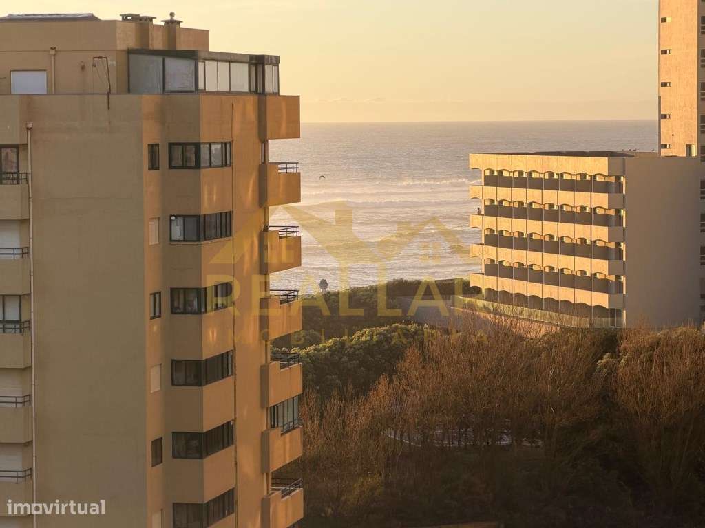 Apartamento T3 No Coracao Da Povoa De Varzim Vista Mar E Garagem