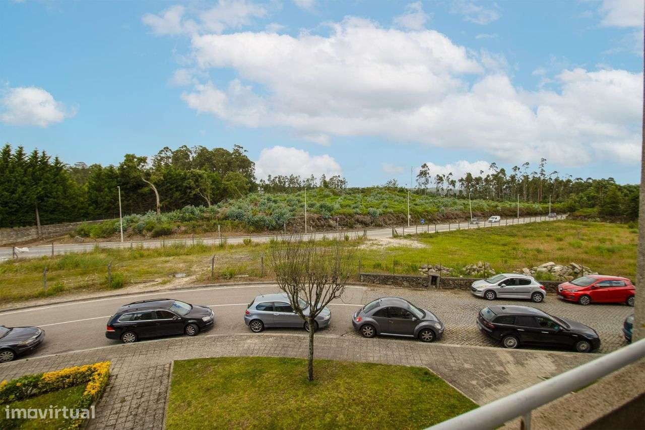 Apartamento T3 no Castêlo da Maia (ISMAI)-6