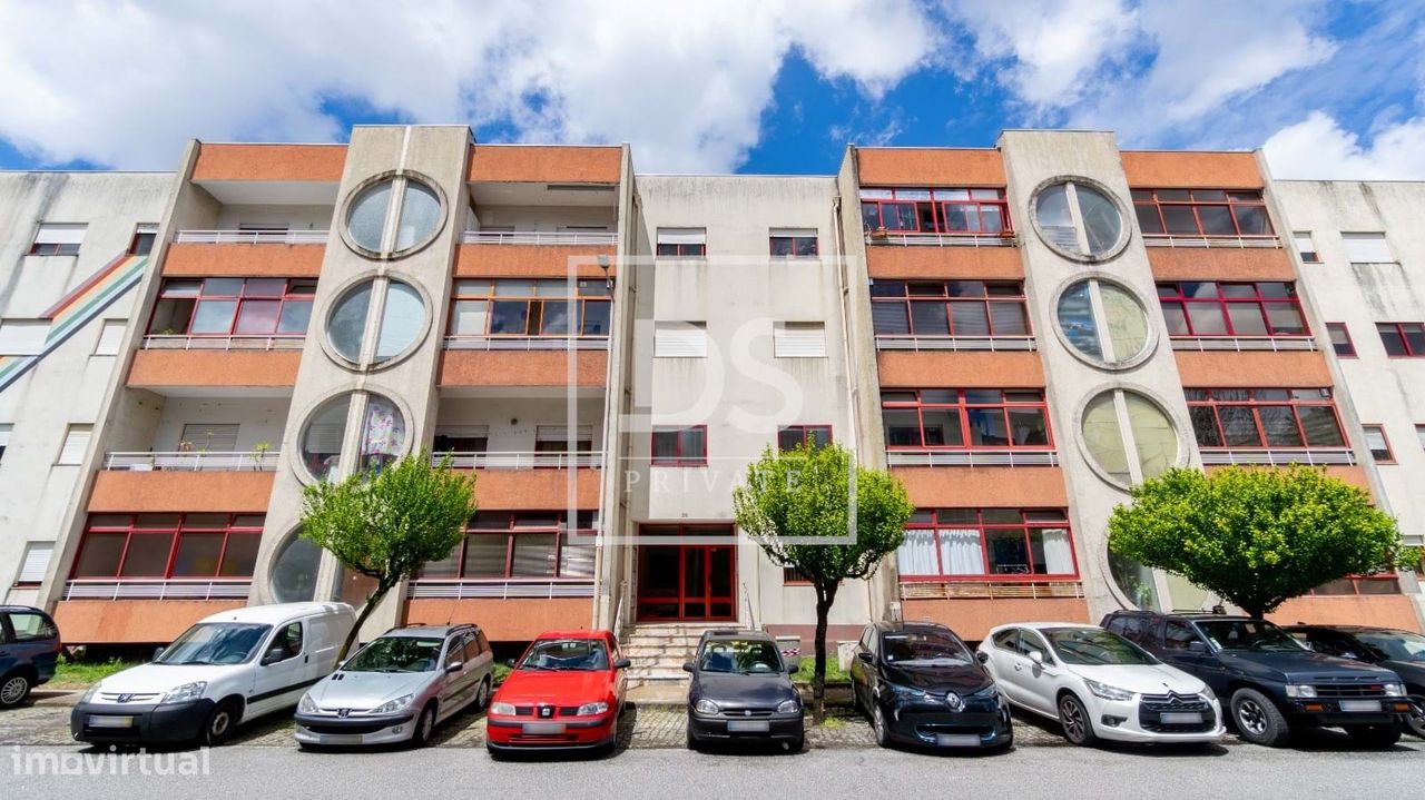 Apartamento T3 em São Lazaro