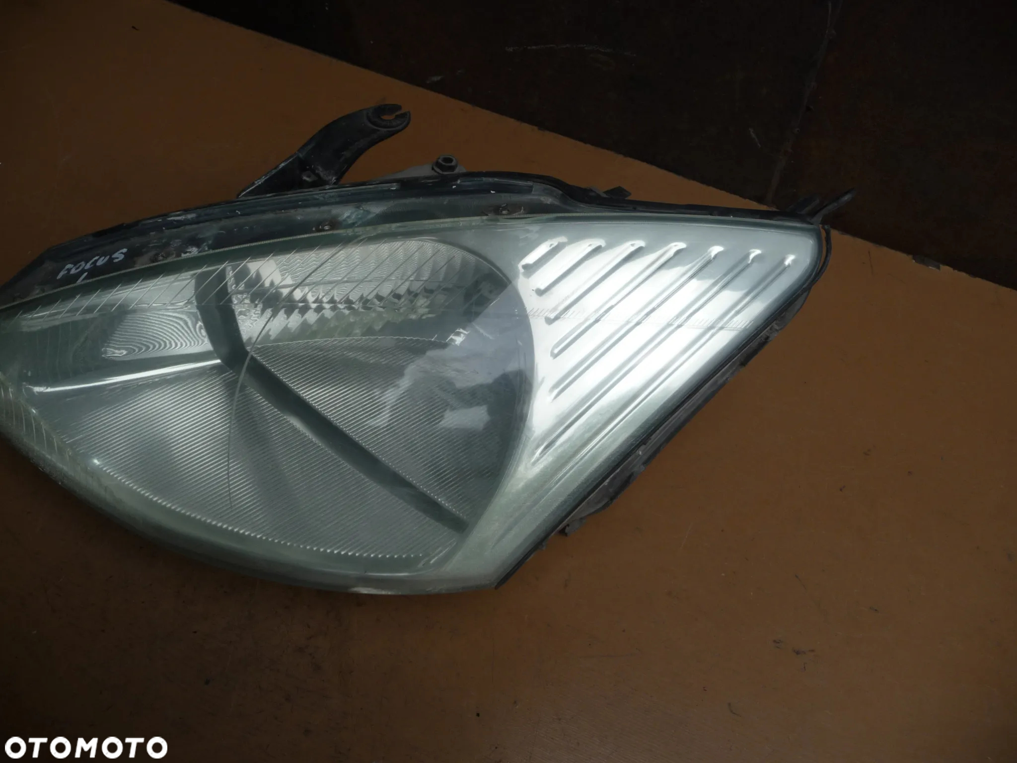 FORD FOCUS MK I PRZEDLIFT 98-01 LAMPA REFLEKTOR LEWY PRZÓD PRZEDNIA LEWA - 11