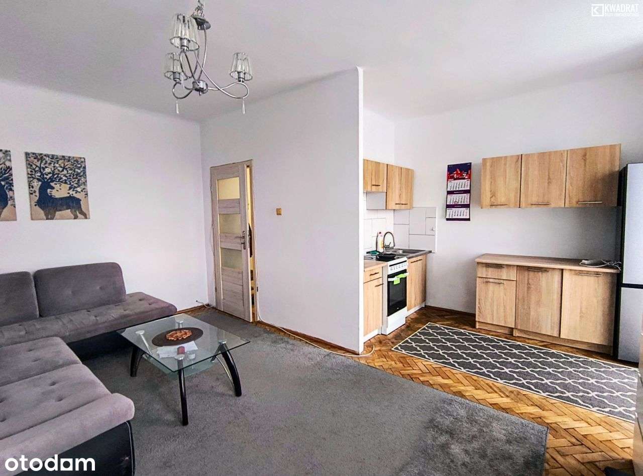 Dwa pokoje 40.50 m2 + balkon super lokalizacja. Śr-1