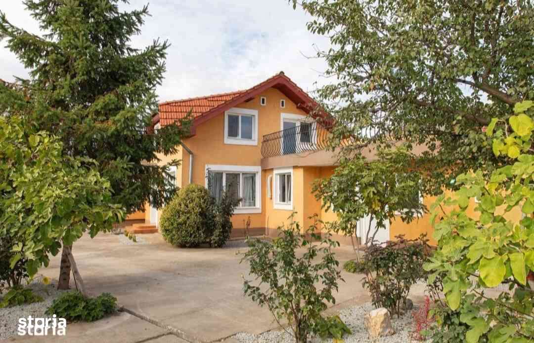 Vilă  Parter+ Mansardă Santandrei mobilată utilată-4