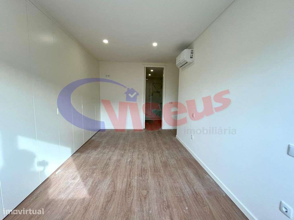 Apartamento T2 Avenida Santo Ovídio-11