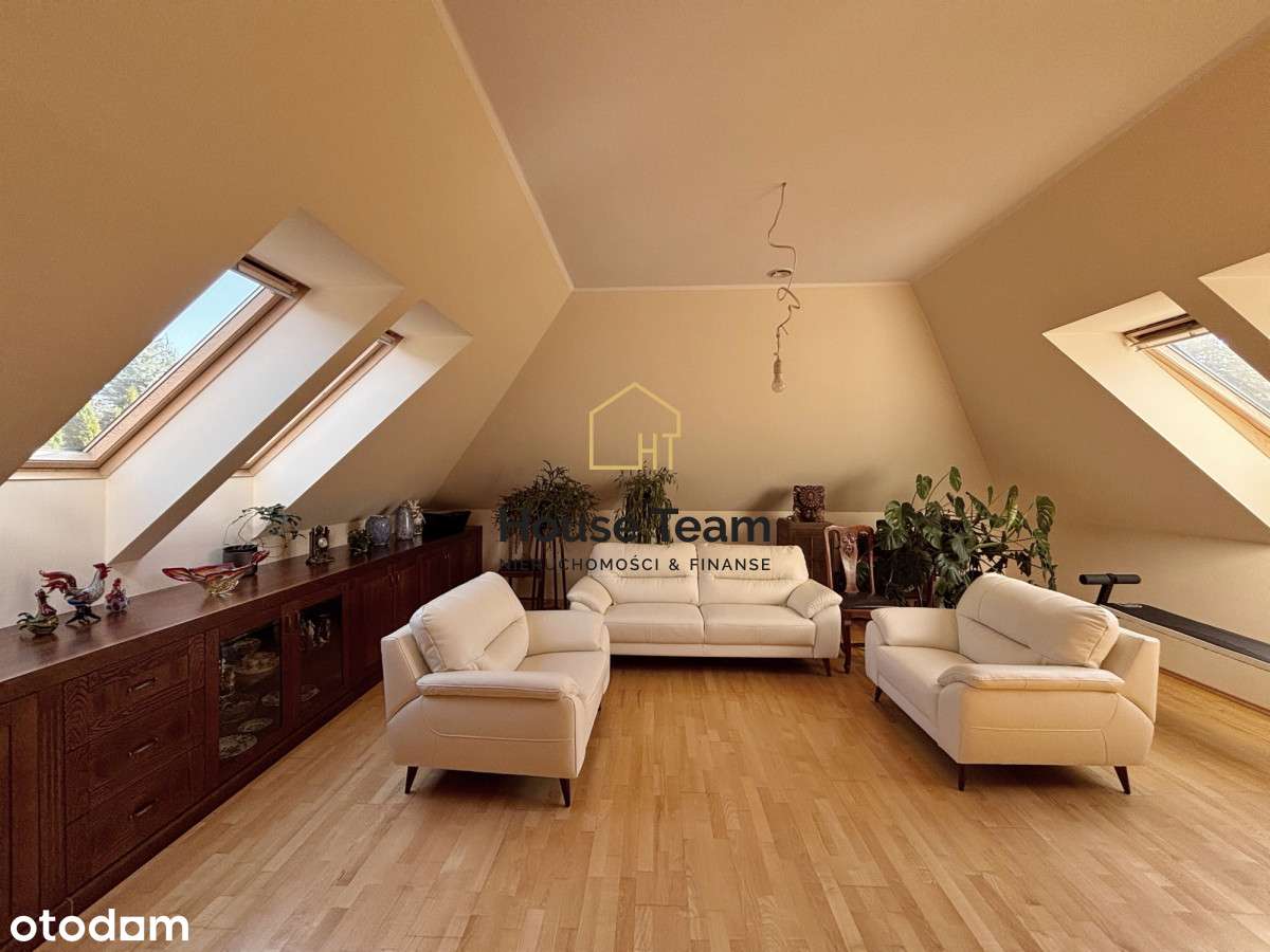 Klasyczny i stylowy dom - Niwy - 251 m2-13