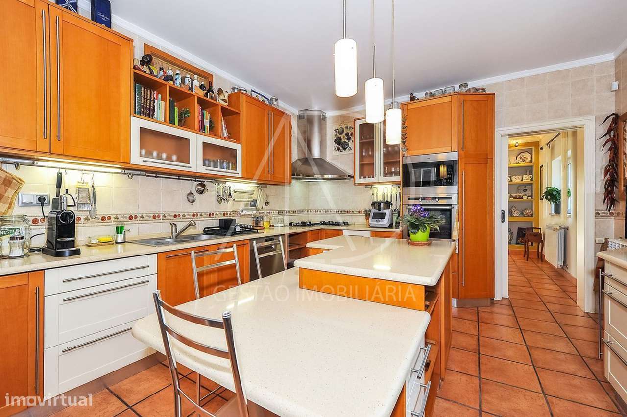 MORADIA ISOLADA T5 EM VERDIZELA-35