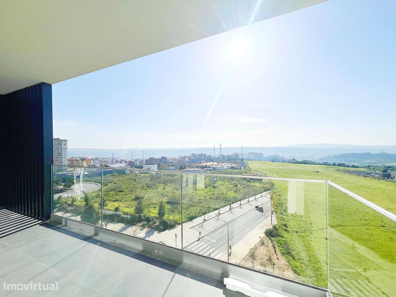 T2 novo c/ estacionamento e varanda - URBANIZAÇÃO MOINHOS DO...-5