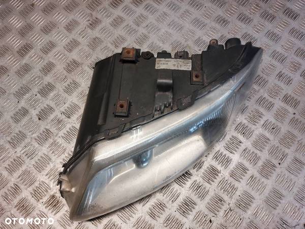 LAMPA LEWY PRZÓD CHRYSLER VOYAGER IV 04857703AB - 2