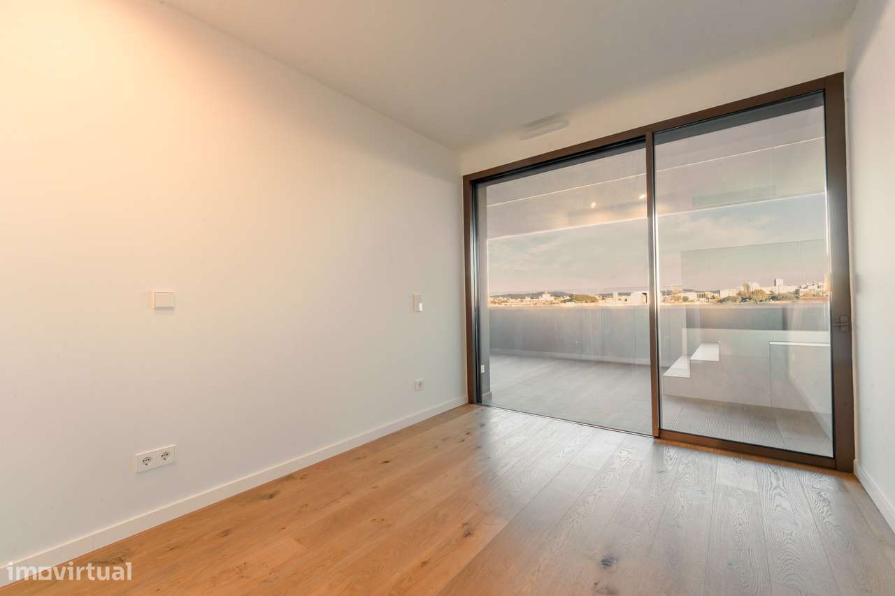 T2 Novo | 86 m² ABP | Varanda de 44 m² | Piscina Privativa Aquecida-18