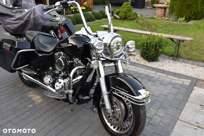 Harley-Davidson Touring Road King - 3