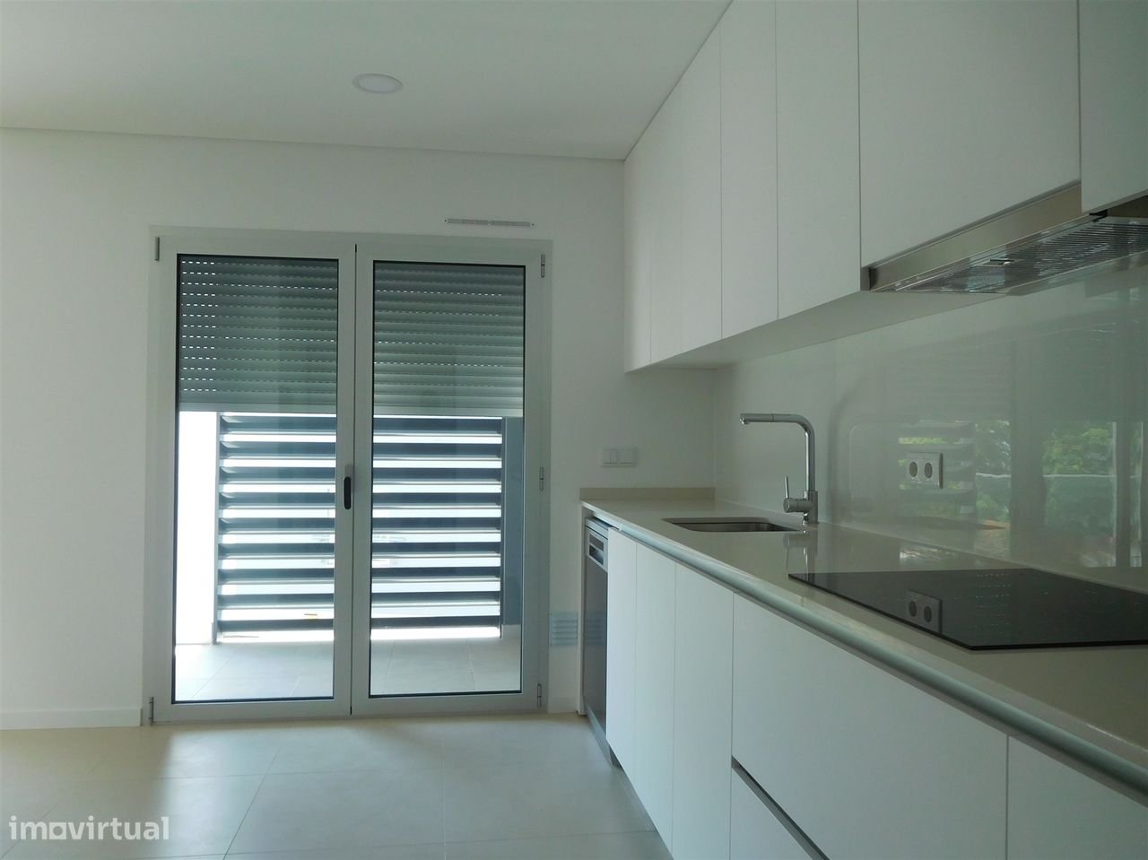 Apartamento NovoT3 / Sótão / Aquecimento Central / Garagem / Sismaria