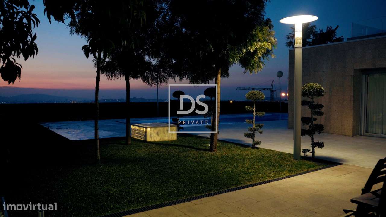 Requinte e Bom Gosto - Moradia Nogueiró_Braga - Grande imagem: 3/27