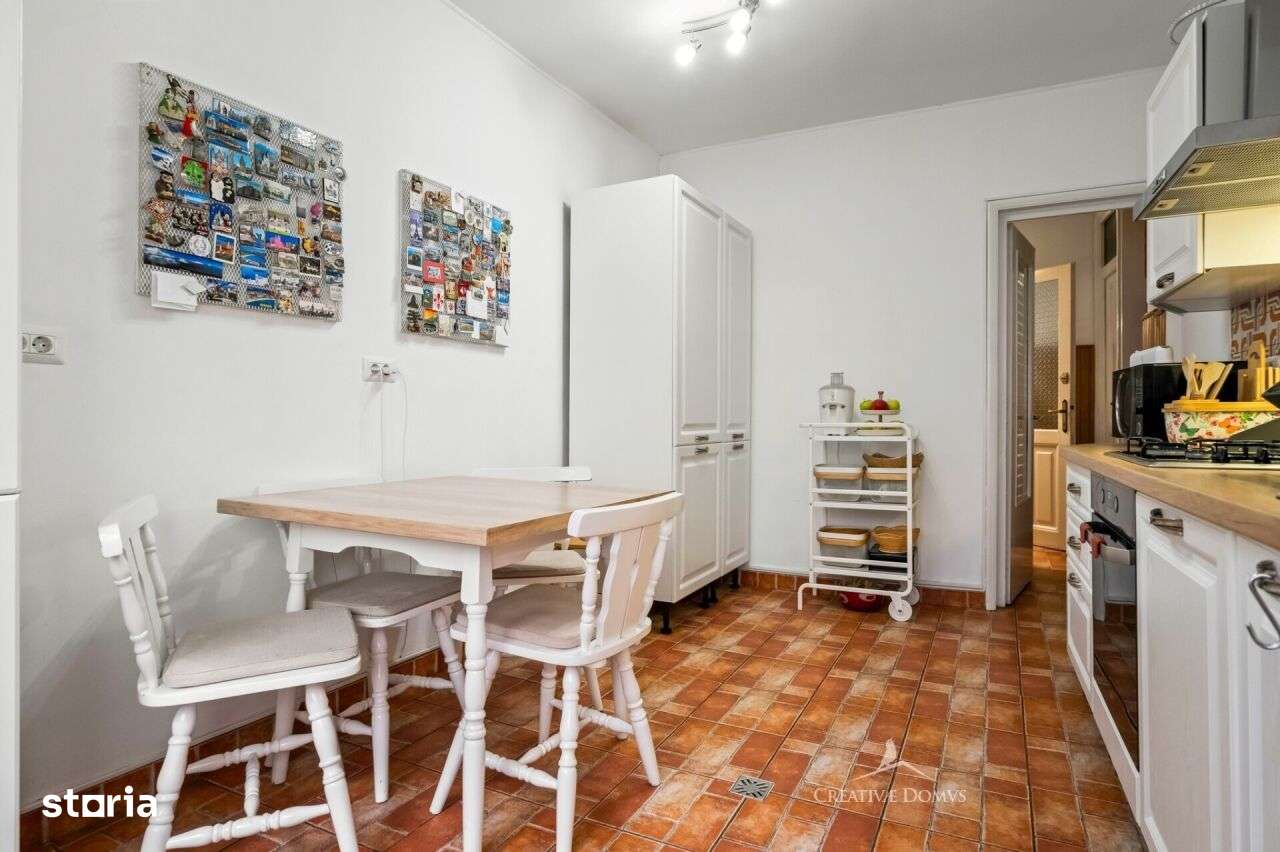 Eminescu - Casa / Vila cu 5 camere si pod mansardabil-16