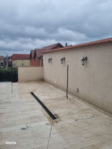 Casa deosebita de vanzare Sanmartin-13