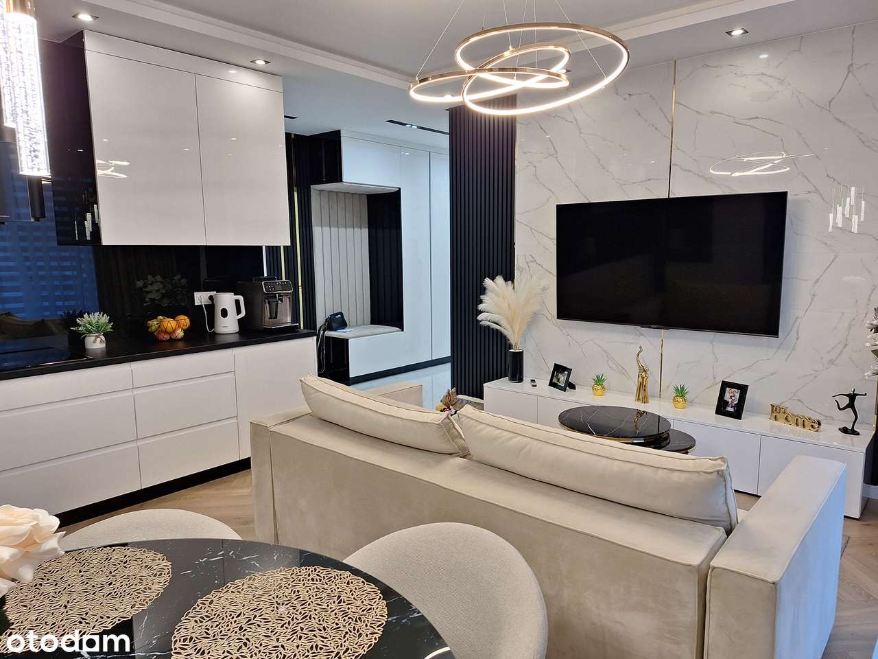 Wysoki standard, 3 pokoje, blisko PKP, 65 m², garaż, komórka x2-2