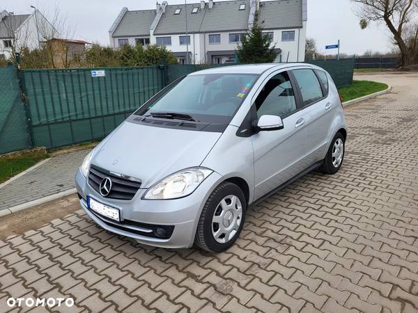 Mercedes-Benz Klasa A 180 BlueEfficiency - 1