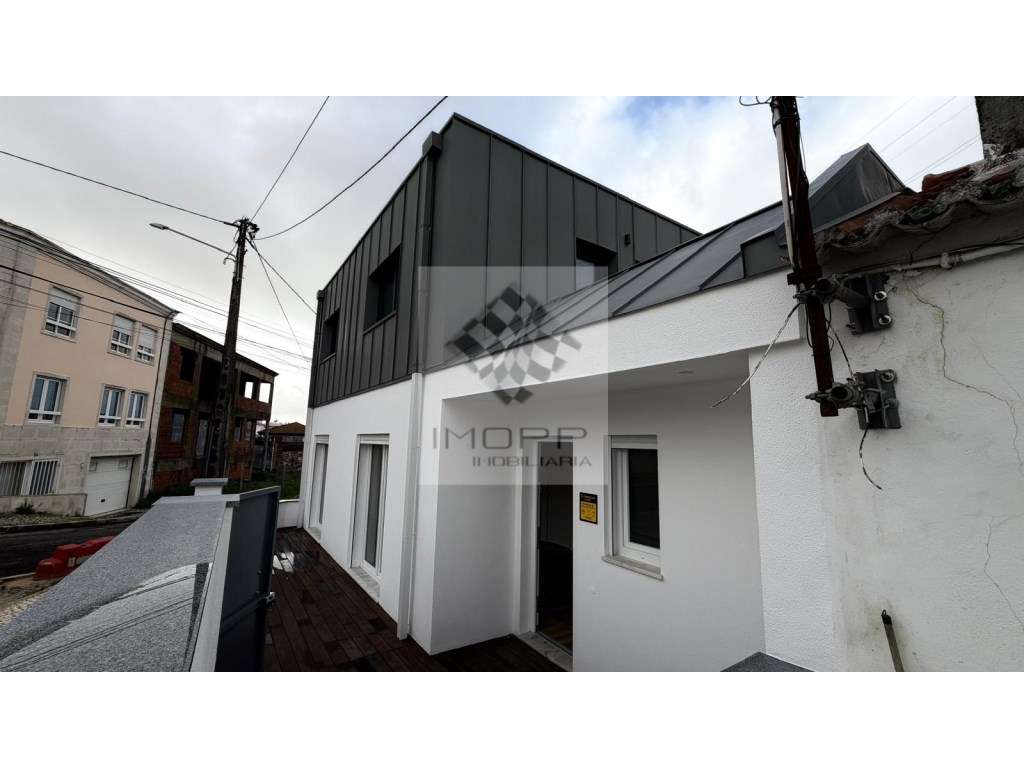 Espectacular moradia T2+1 nova em Pirescoxe - Grande imagem: 2/34