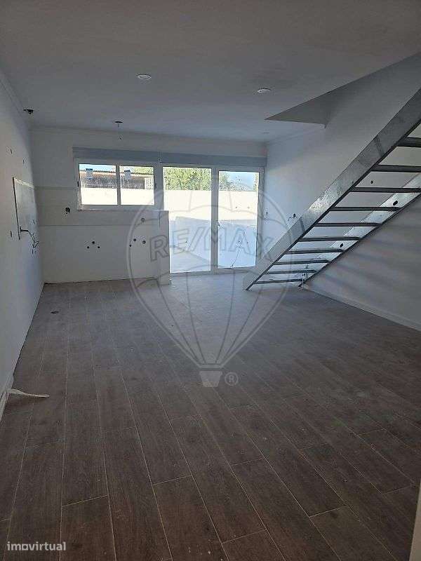 Moradia T2 para venda - Grande imagem: 4/22