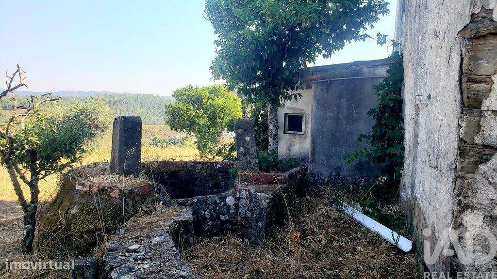 Moradia isolada T4 em Cardigos de 158,85 m2-7