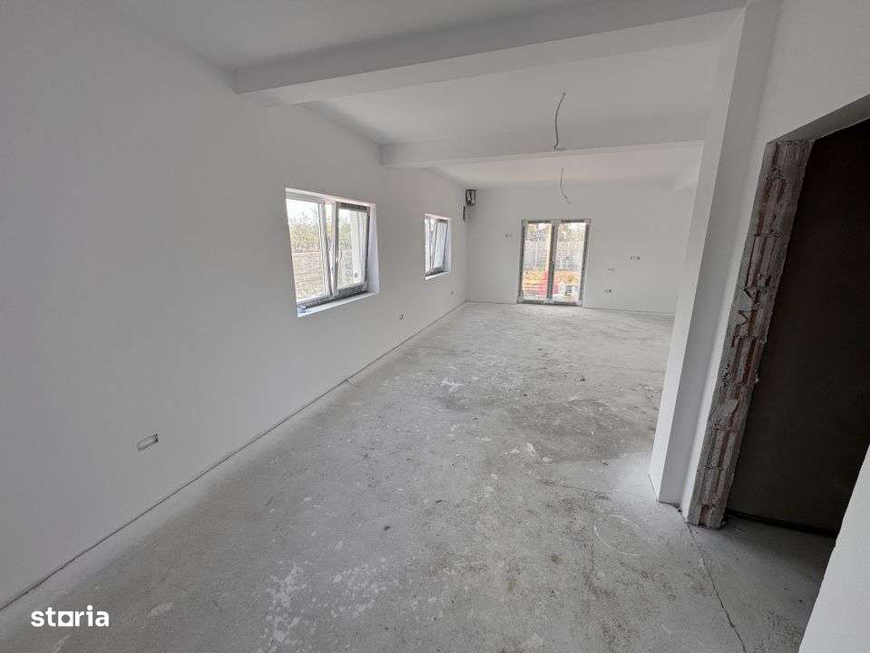 CASA INDIVUALA, 500MP TEREN, SUPRAFATA GENEROASA-3