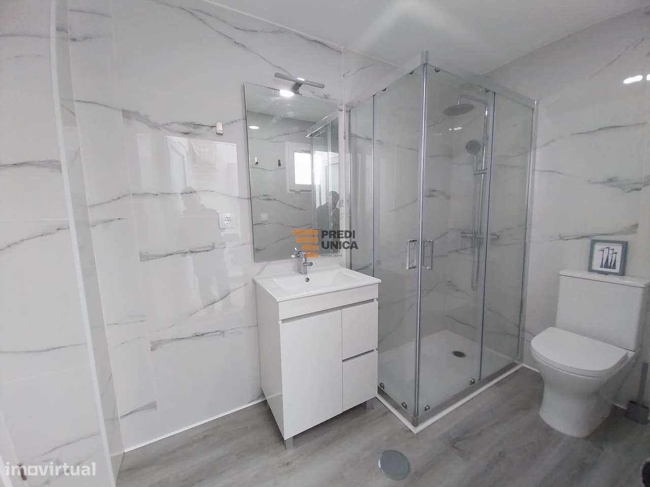 Moradia  T1 totalmente renovada-2