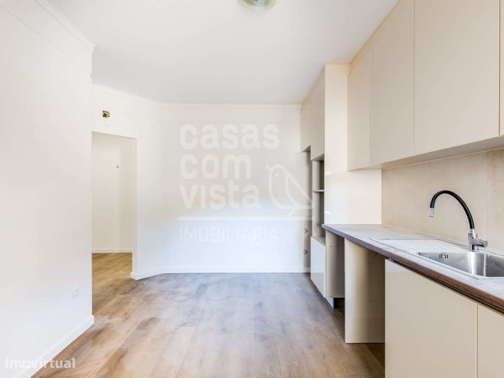 Apartamento T2 Rés do Chão com garagem privativa, e a localização i...-20