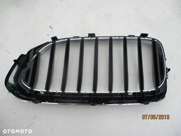 NERKA GRILL PRAWA BMW G30 G31 5171 2430994 - 2