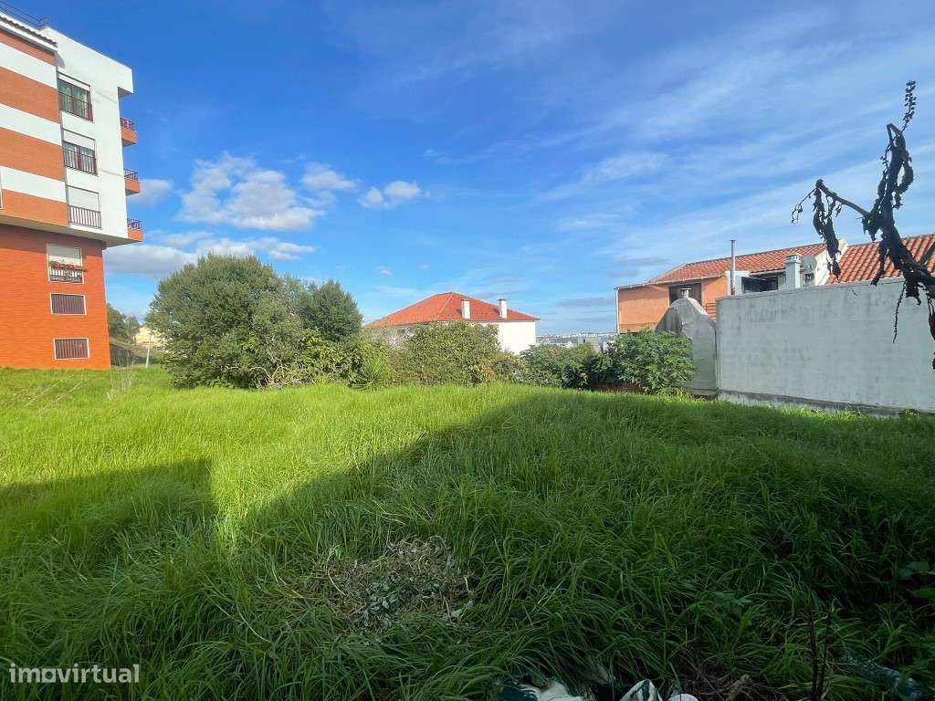 Terreno Urbano na Mina de Água - Construa a Sua Moradia de Sonho ou...-15