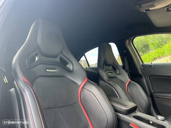 Mercedes-Benz A 45 AMG 4Matic Speedshift 7G-DCT - 46