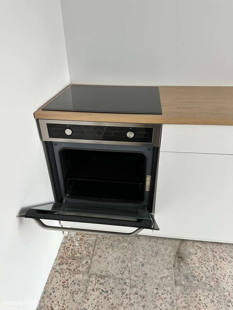 Moradia T2 | Para Remodelar | Garagem | Lomba | Rio Douro-12