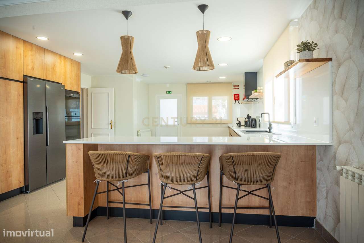 Moradia de Luxo com Piscina Aquecida e Jacuzzi Junto à Praia da Vieira-16