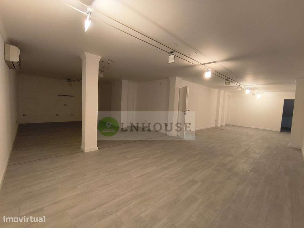 Moradia T4 com piscina e garagem - Castro Marim-48