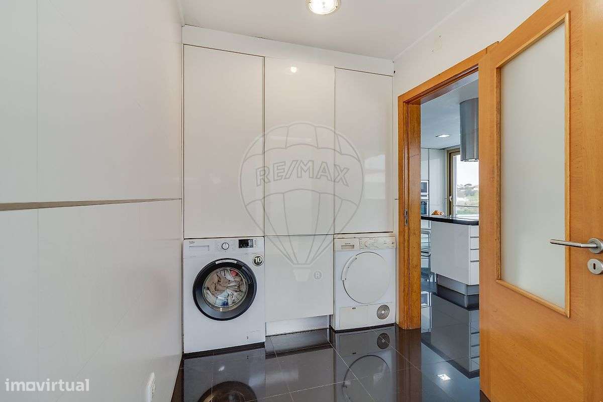 Moradia T4 para venda-11