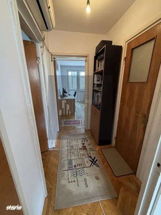 APARTAMENT 3 CAMERE/SECTOR 3/METROU 1 DEC 1918, ETAJ INTERMEDIAR x