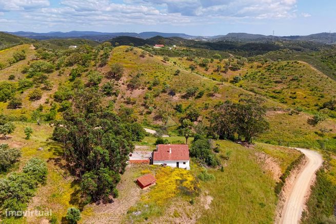 Charmosa Quinta com 4 Hectares à venda na idílica Salto - São Bartolom-34