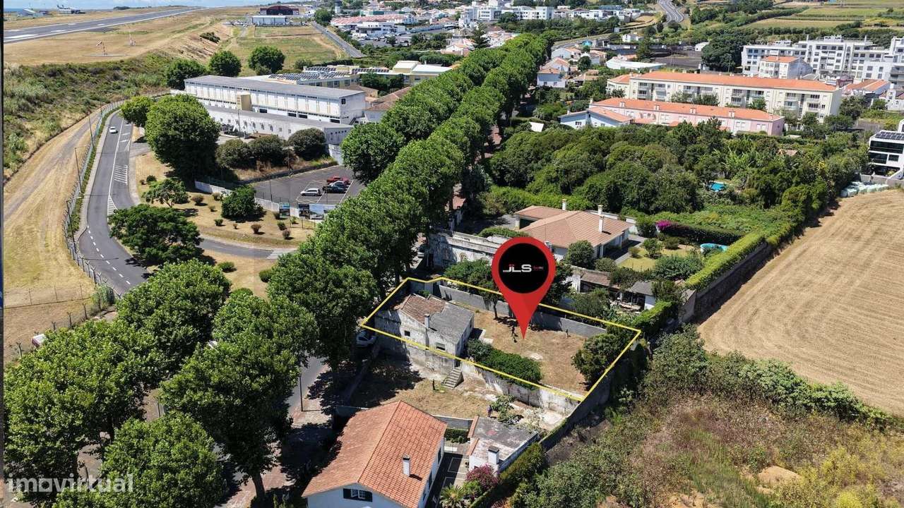 Moradia inserida em terreno de 569m2, Ponta Delgada Ilha de São Miguel - Grande imagem: 4/30