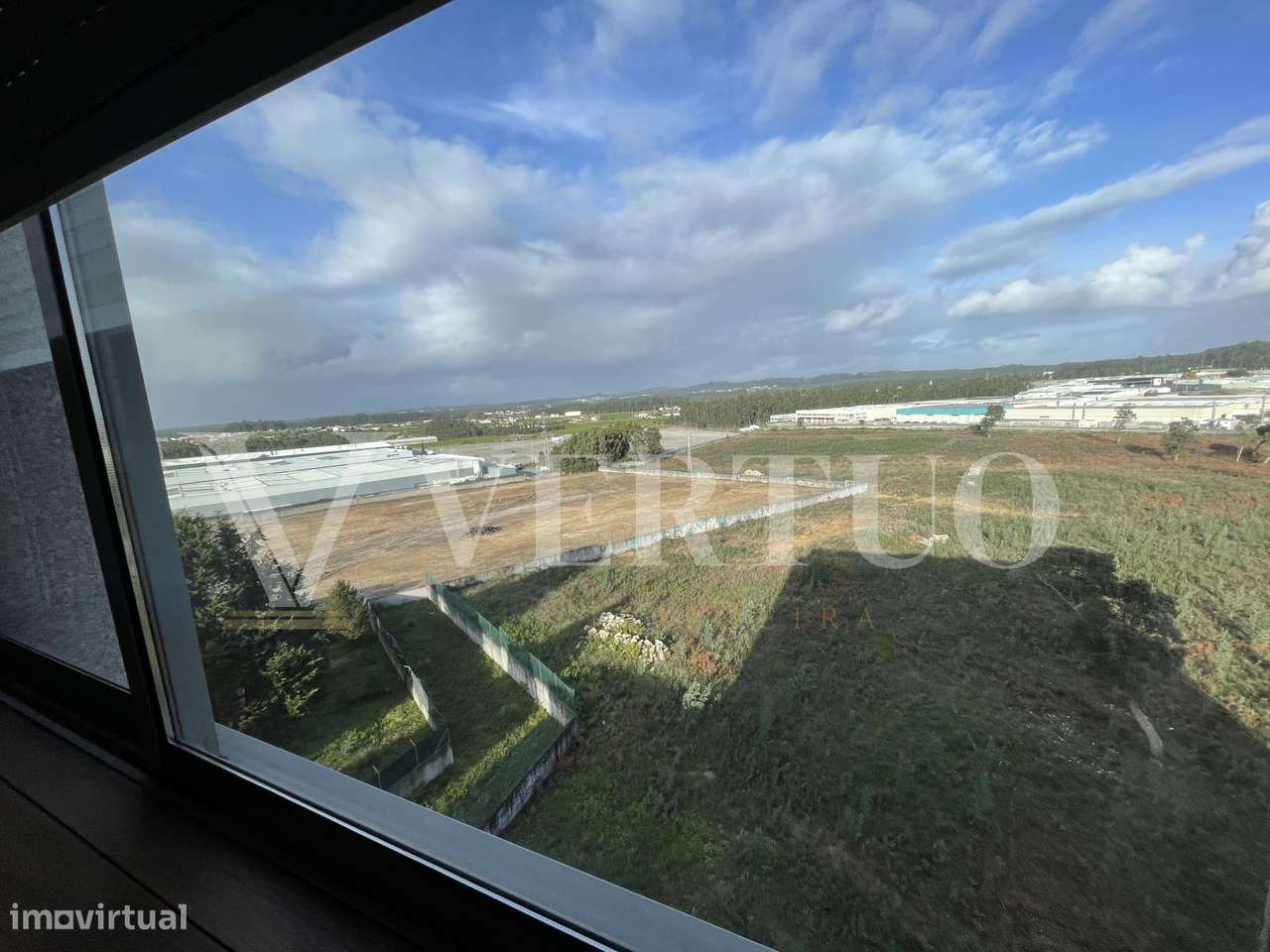 T4 em Moreira da Maia | 159 m² | 2 Garagens | Venda Judicial-28