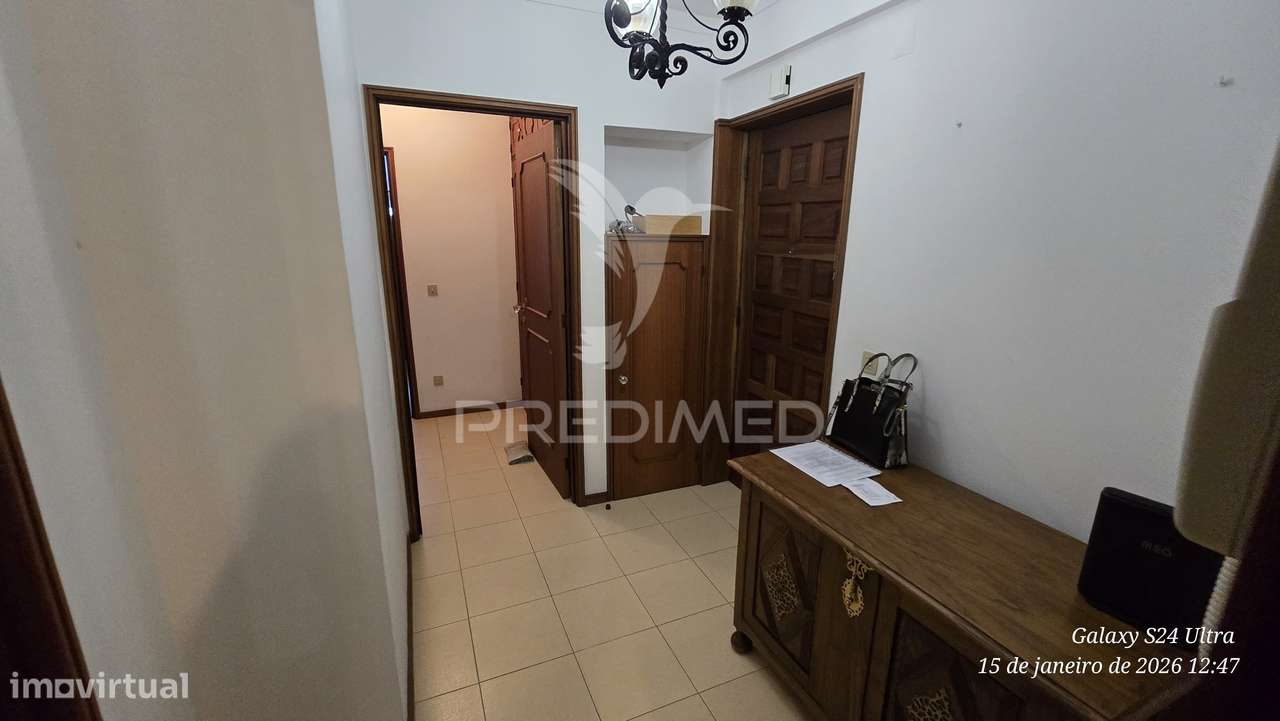 Apartamento T3 junto a praça Velasquez - Grande imagem: 5/26