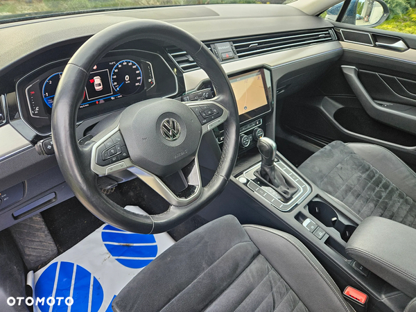 Volkswagen Passat Variant 1.6 TDI SCR DSG Business - 10